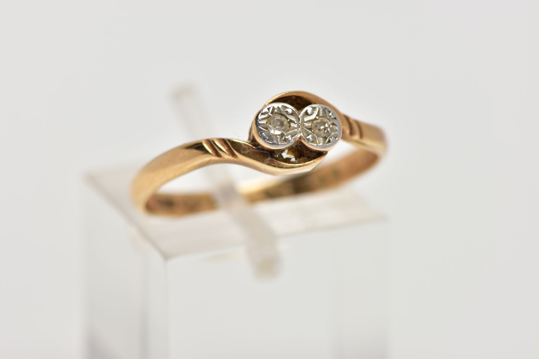 A YELLOW METAL DIAMOND RING, designed with two illusion set, single cut diamonds, crossover - Image 4 of 4