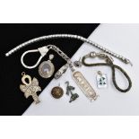 A SELECTION OF SILVER AND WHITE METAL JEWELLERY, to include a silver and jasper cabochon set
