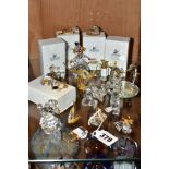 FIVE BOXED SWAROVSKI CRYSTAL MEMORIES CLASSICS, FIVE OTHER LOOSE SWAROVSKI ITEMS AND SIX OTHER