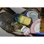 A BOX OF CERAMICS, GLASS AND METALWARE, including a set of three 'Worcester Ware' cream and green