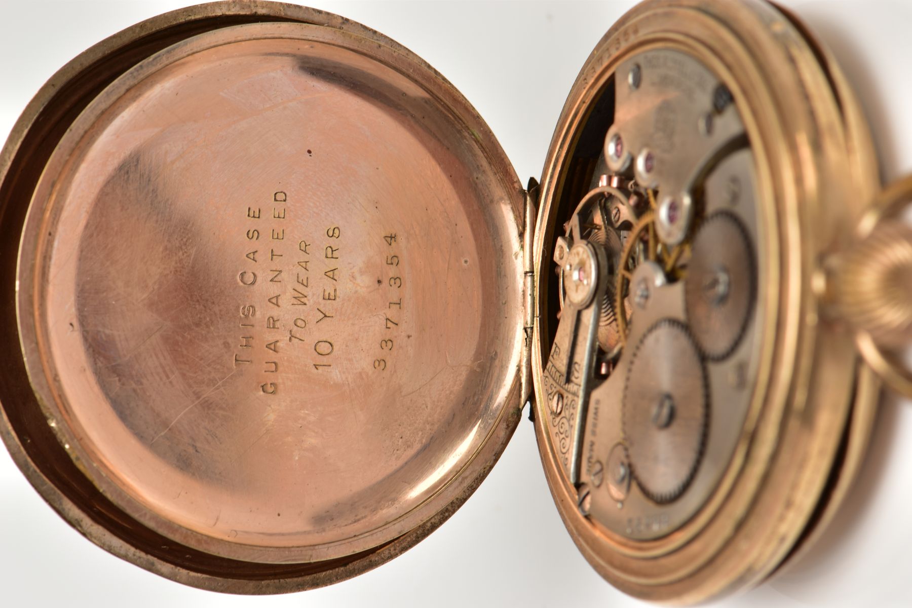 A GOLD-PLATED FULL HUNTER POCKET WATCH, white dial signed 'Thomas Russell & Son, Liverpool', Roman - Image 5 of 6