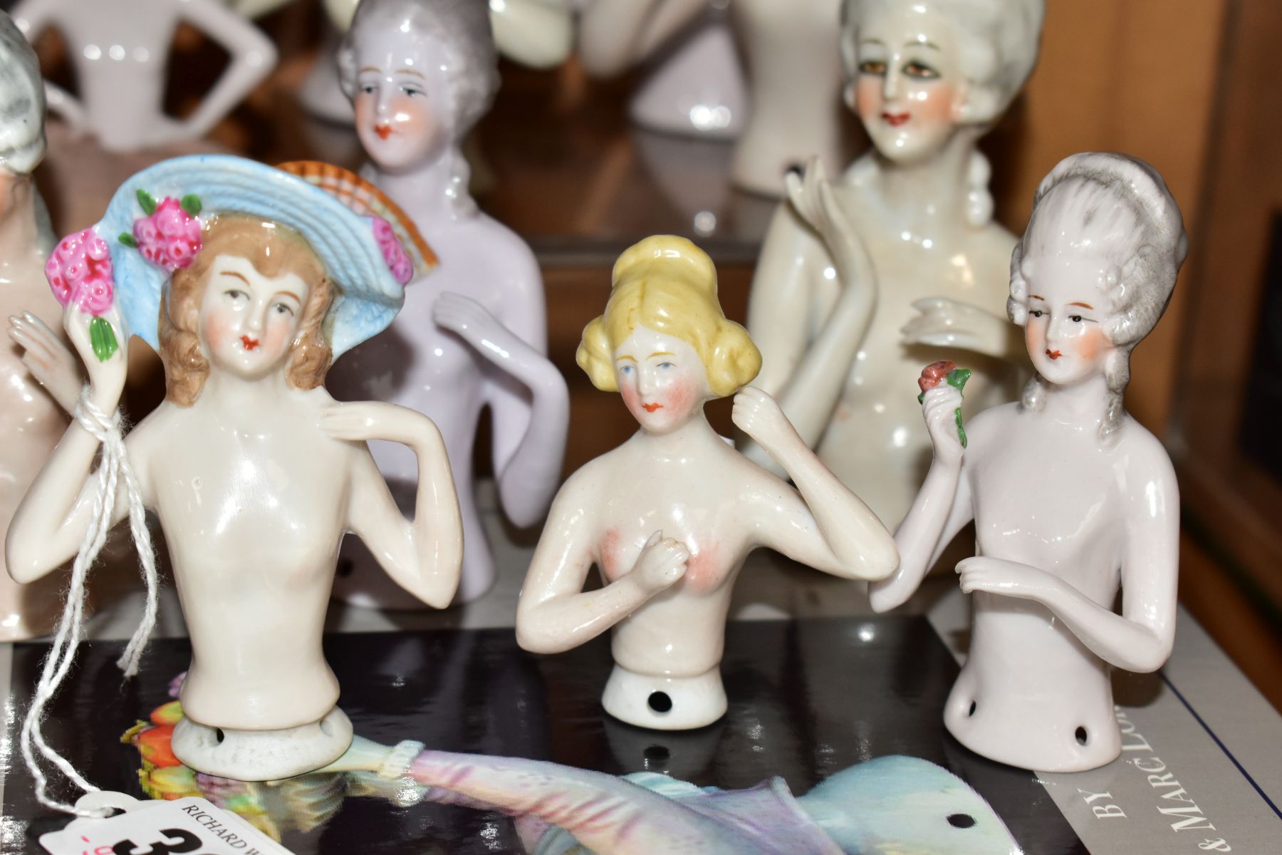 A COLLECTION OF FOURTEEN LATE 19TH/EARLY 20TH CENTURY PORCELAIN NUDE HALF-DOLLS, in a variety of - Image 2 of 8