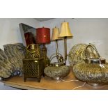 A GROUP OF DECORATIVE TABLE LAMPS, MODERN METAL LANTERNS, etc including two modern wire work