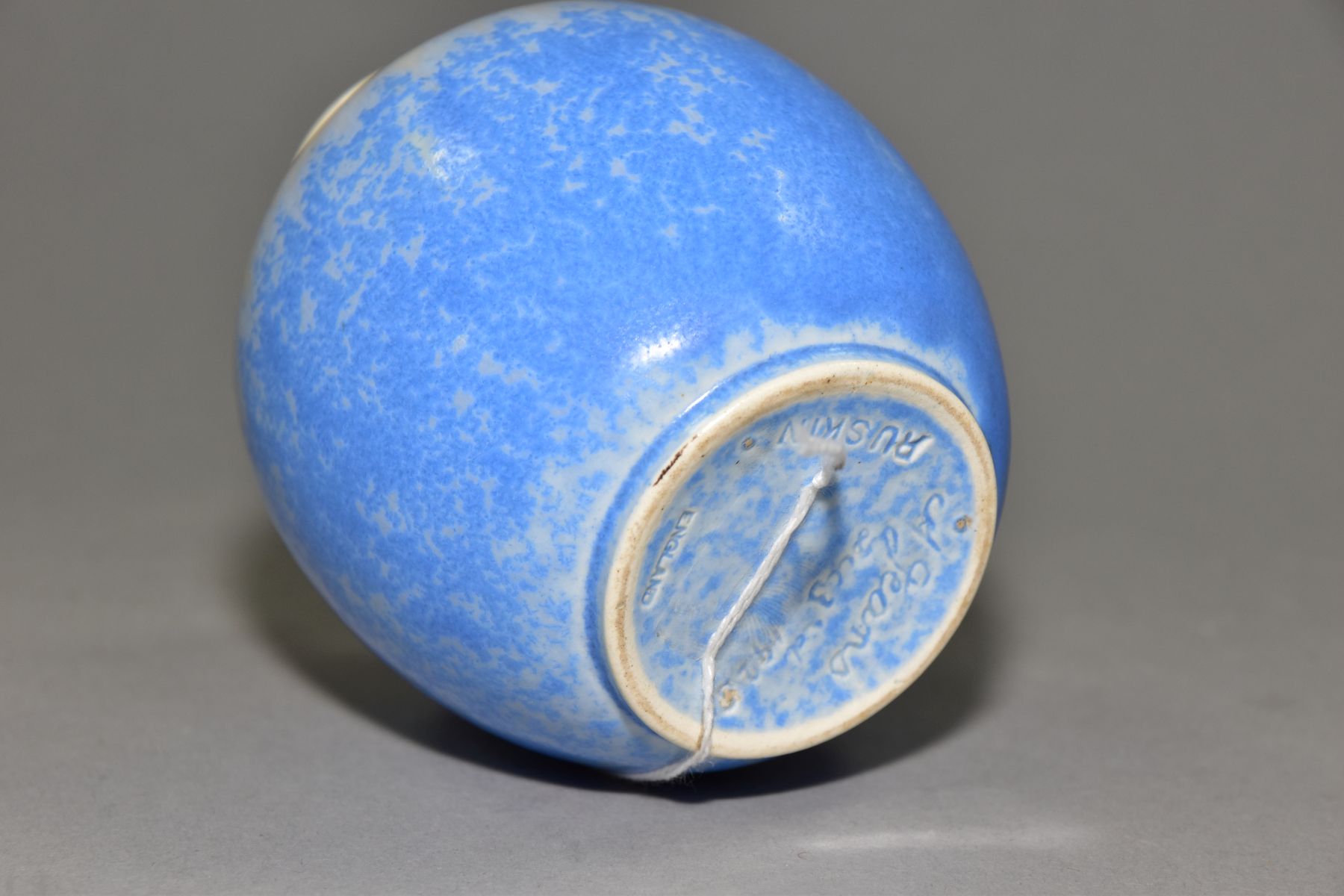 RUSKIN POTTERY, a globular vase with blue crystalline and cream glazes, impressed Ruskin England, - Image 4 of 4