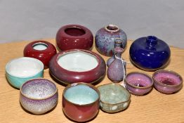 THIRTEEN MINIATURE AND SMALL PIECES OF CHINESE STYLE POTTERY, including two miniature vases with