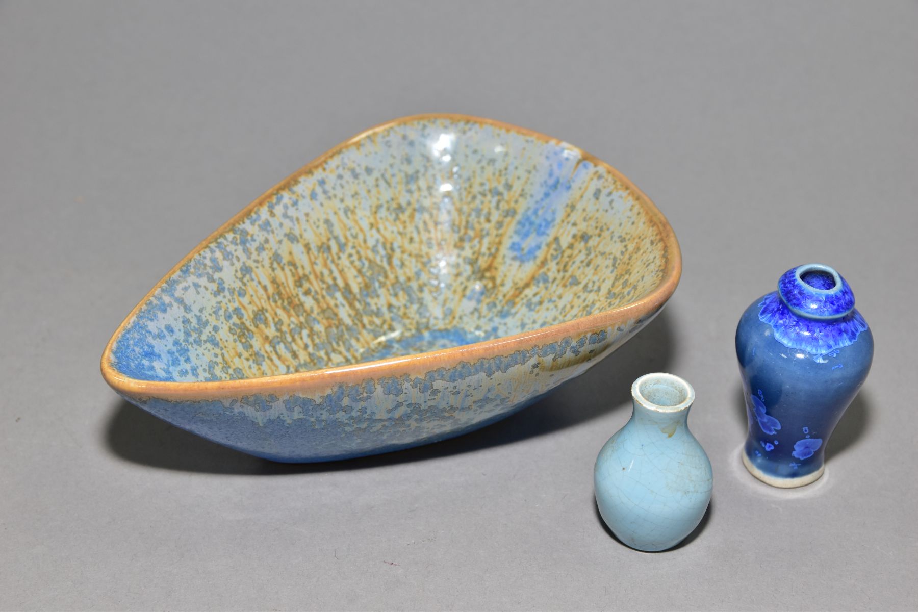 RUSKIN STYLE CERAMICS, comprising a miniature crackle glaze baluster vase in duck egg blue glaze, - Image 2 of 6