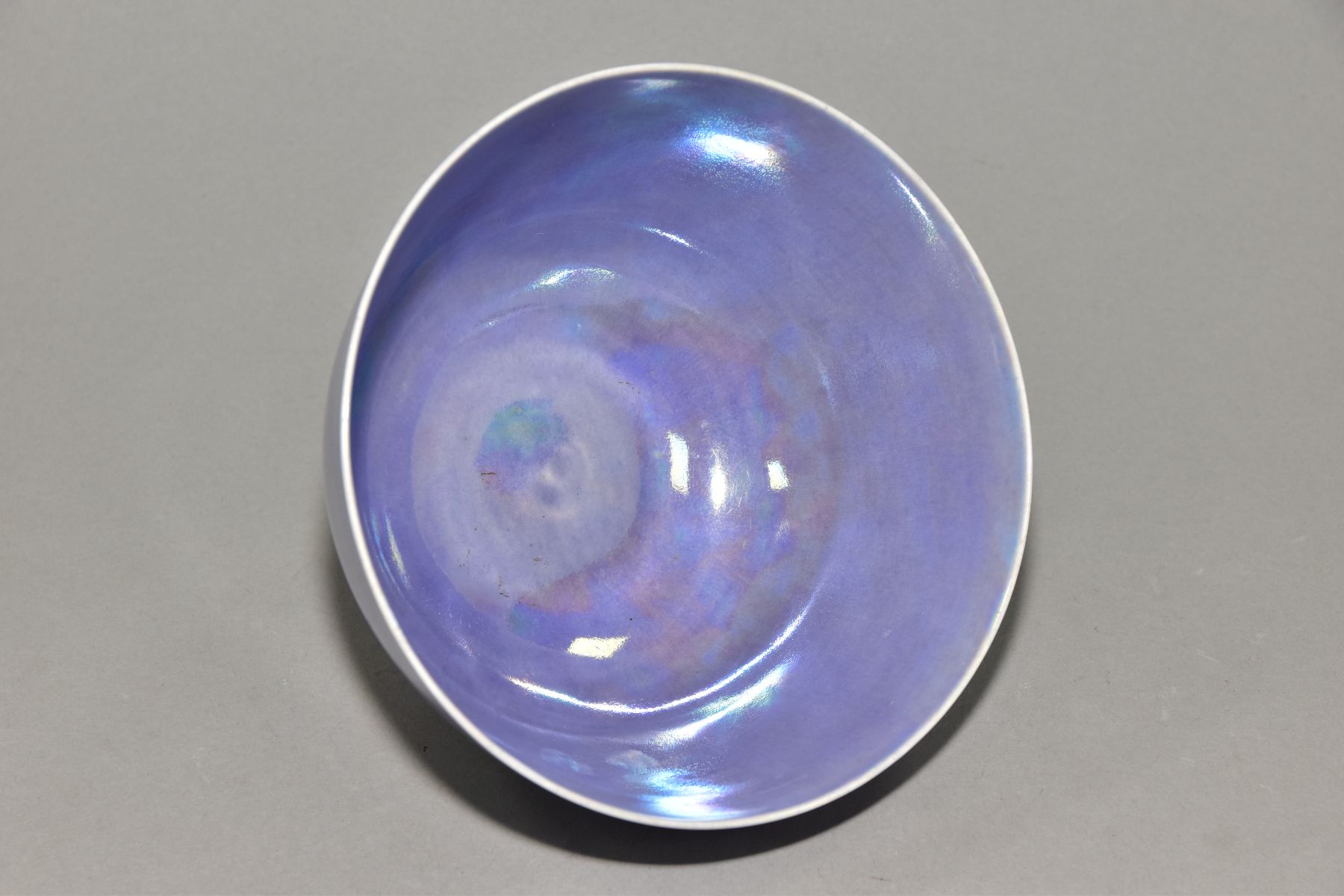 RUSKIN POTTERY, a footed eggshell bowl, covered in a lavender lustre glaze, impressed Ruskin England - Image 3 of 5