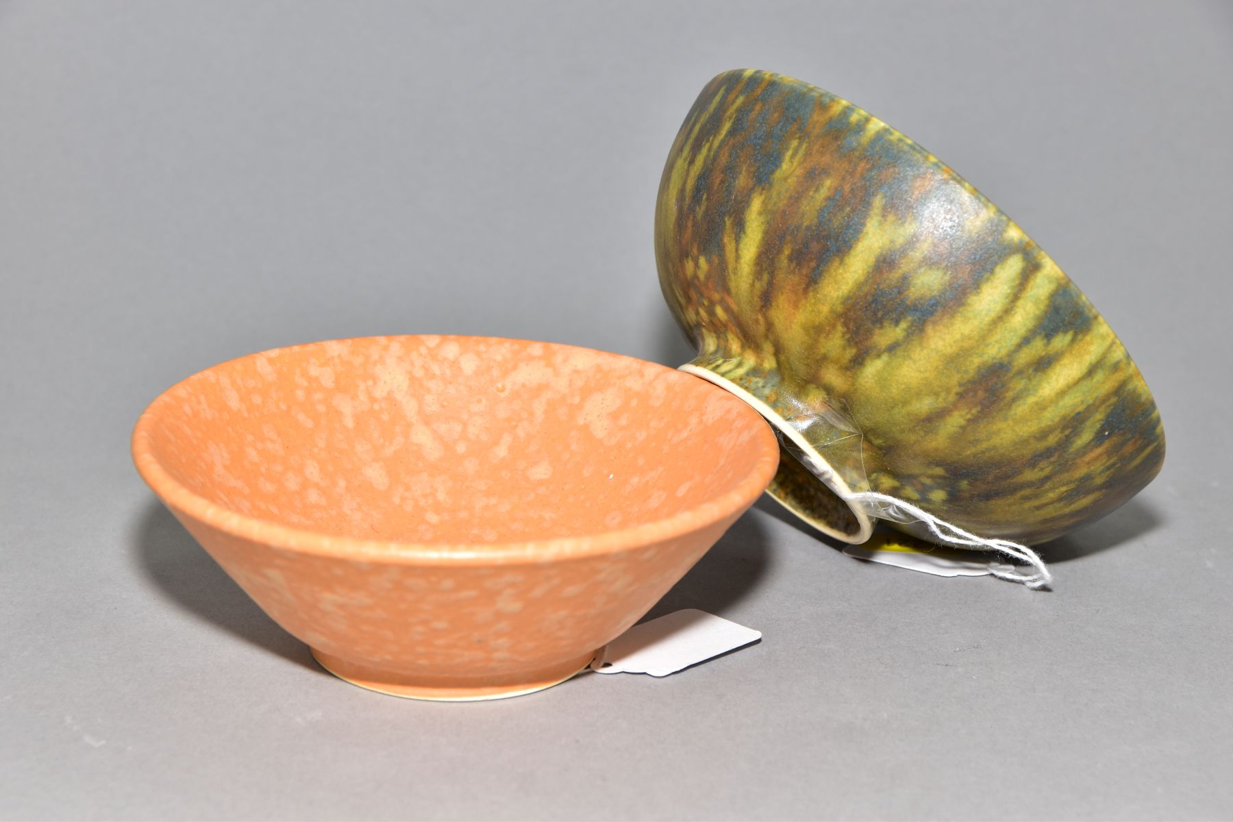RUSKIN POTTERY, two footed bowls of mottled glazes, the first is orange and is impressed Ruskin - Image 4 of 5