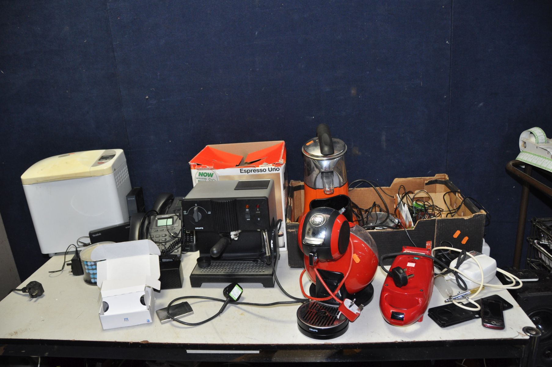 TWO TRAYS CONTAINING HOUSEHOLD ELECTRICALS including a Dolce Gusto and a Krups Coffee machine, a Red - Image 2 of 6