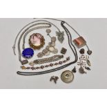 A BOX OF ASSORTED ITEMS, to include a white metal, orange and white banded agate pill box, a white