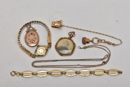 A BAG OF ASSORTED JEWELLERY, to include an oval 9ct gold back and front locket decorated with a