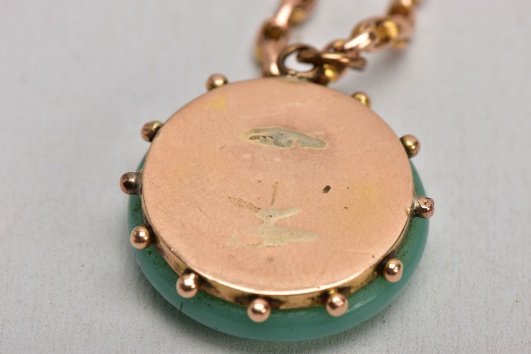 A VICTORIAN GEM SET PENDANT NECKLET, the pendant designed with a circular polished green - Image 3 of 4