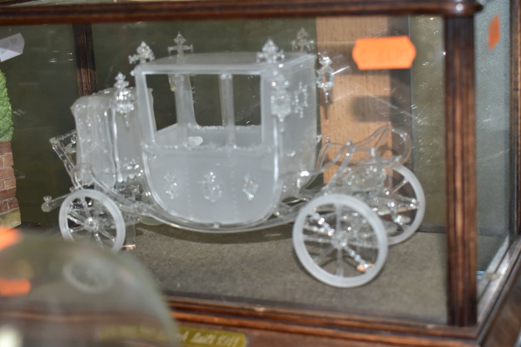 'THE GLASS COACH' IN DISPLAY CASE AND GLASS MODEL OF H.M.S. BOUNTY IN A BOTTLE, comprising a limited - Bild 3 aus 4