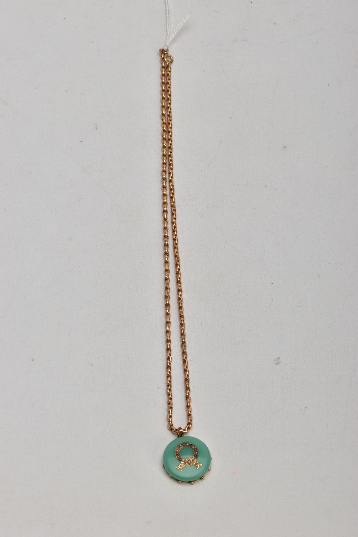 A VICTORIAN GEM SET PENDANT NECKLET, the pendant designed with a circular polished green - Image 4 of 4