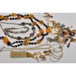 A BAG OF ASSORTED COSTUME JEWELLERY, to include a silver gilt curb link 'MUM' bracelet set with