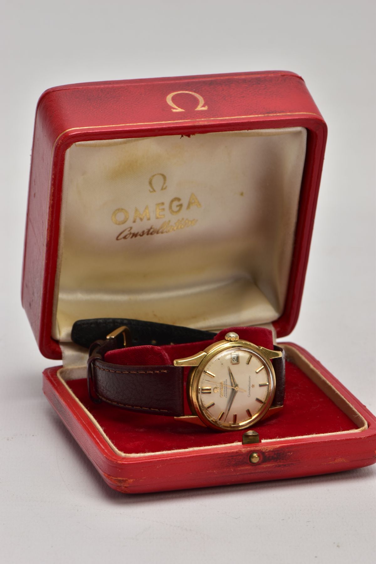 A GENTS 18CT GOLD OMEGA CONSTELLATION WRISTWATCH, automatic movement, round champagne dial signed ' - Image 8 of 9