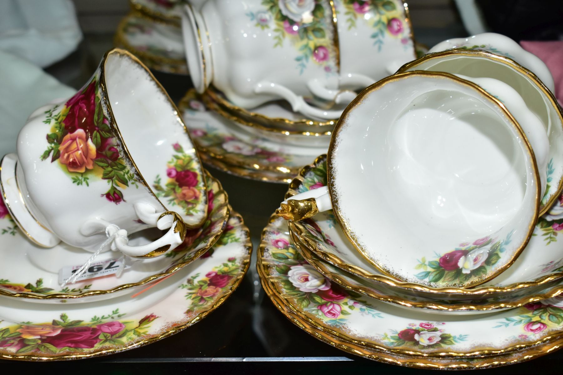 TWENTY PIECES OF ROYAL ALBERT, comprising 'Old Country Roses' cup, saucer and 16cm diameter side - Image 4 of 4