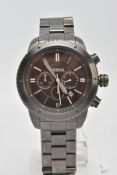 A GENTS 'FOSSIL' CHRONOGRAPH WRISTWATCH, round oversize grey dial signed 'Fossil', baton markers,