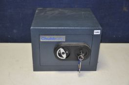 A CHUBB SAFES ZETA 1 PERSONAL SAFE, width 37cm, depth 35cm, height 28cm (two keys)