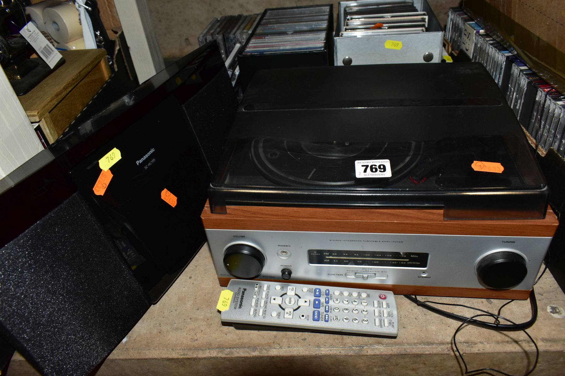 A COLLECTION OF LPs, CDs, TAPES AND AUDIO EQUIPMENT including approximately ninety LPs from - Image 6 of 11