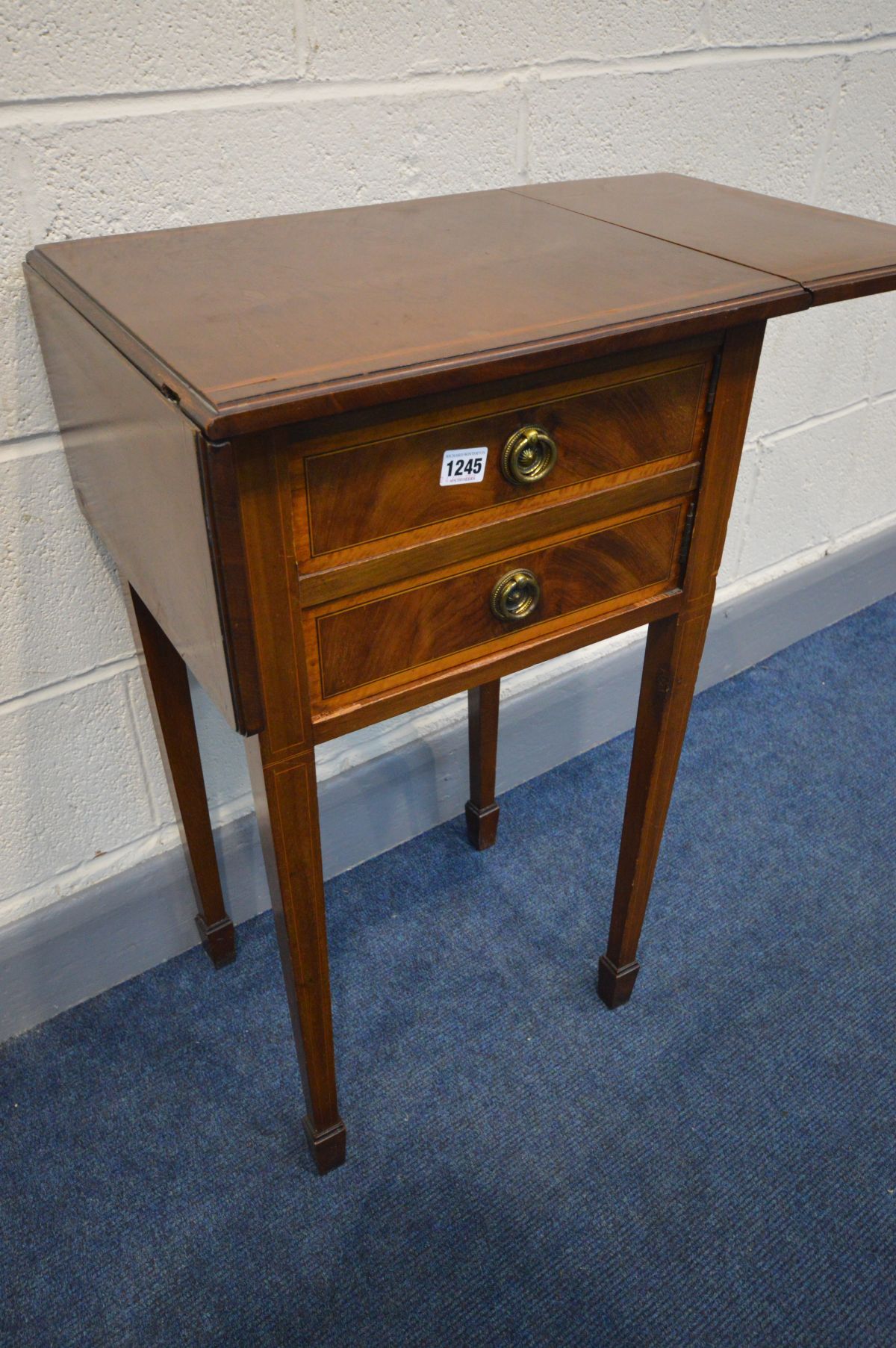 AN EDWARDIAN MAHOGANY AND INLAID DROP LEAF POT CUPBOARD, with a single cupboard, on square tapered - Image 2 of 3
