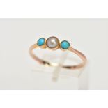 AN EARLY 20TH CENTURY 9CT GOLD TURQUOISE AND PEARL RING, centring on a freshwater pearl within a