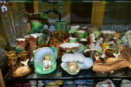 TWENTY FOUR PIECES OF HORNSEA AND EASTGATE 'FAUNA' POTTERY to include vases, jugs and wall