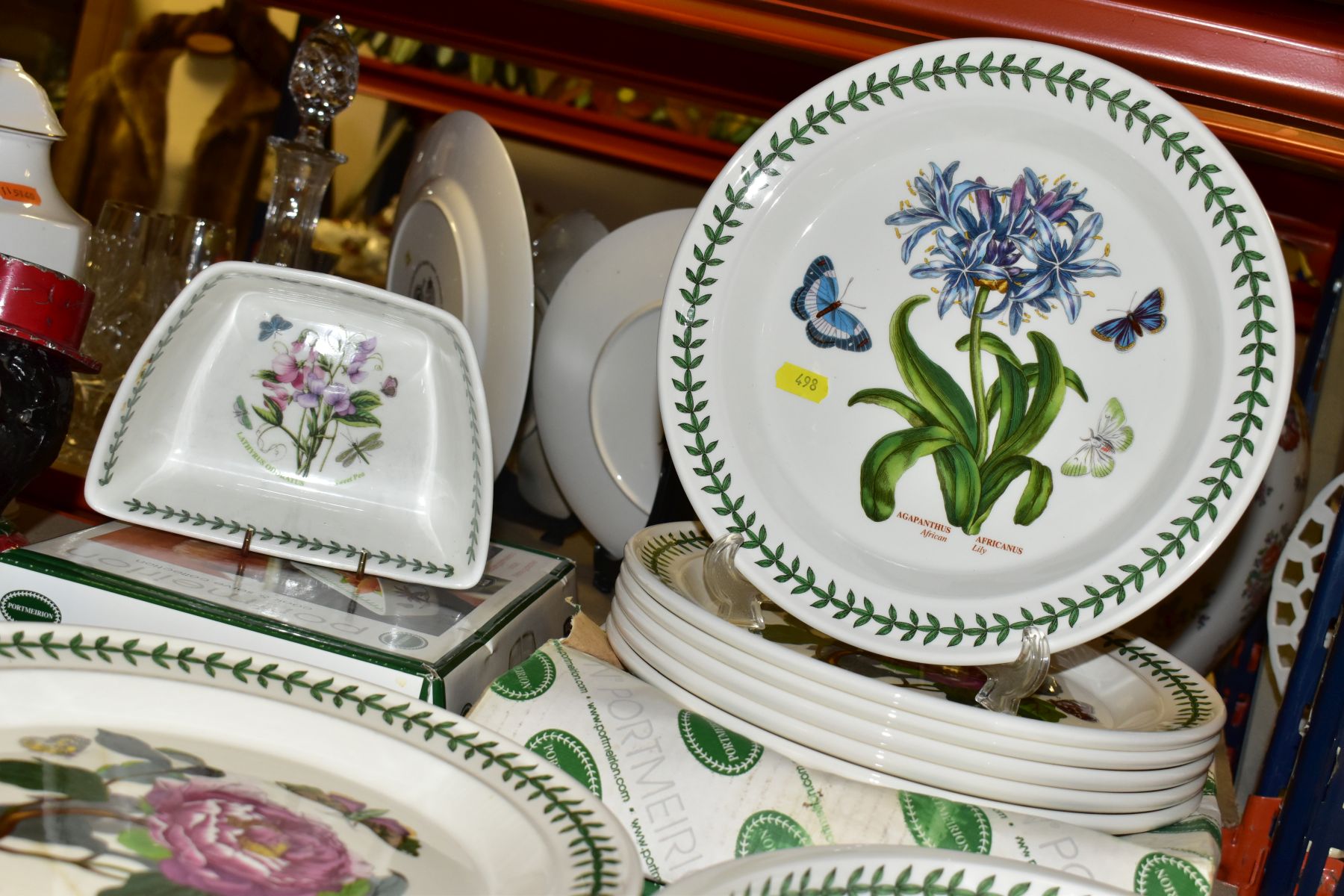 A GROUP OF PORTMEIRION BOTANIC GARDEN DINNER/COOKWARE comprising eleven 27cm dinner plates with - Image 3 of 3