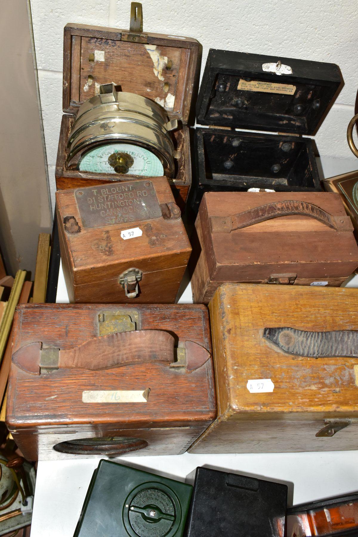 A GROUP OF EIGHT PIGEON CLOCKS, vintage and more modern ones including Skymaster Ghost, Toulet etc - Image 4 of 9