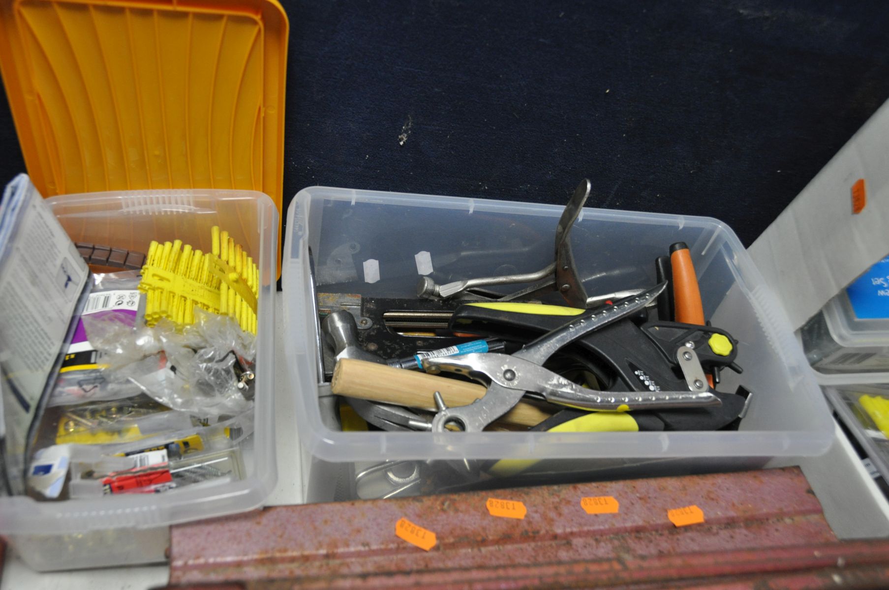 A COLLECTION OF HAND TOOLS in two plastic, one metal toolbox and four plastic trays including a - Image 8 of 13