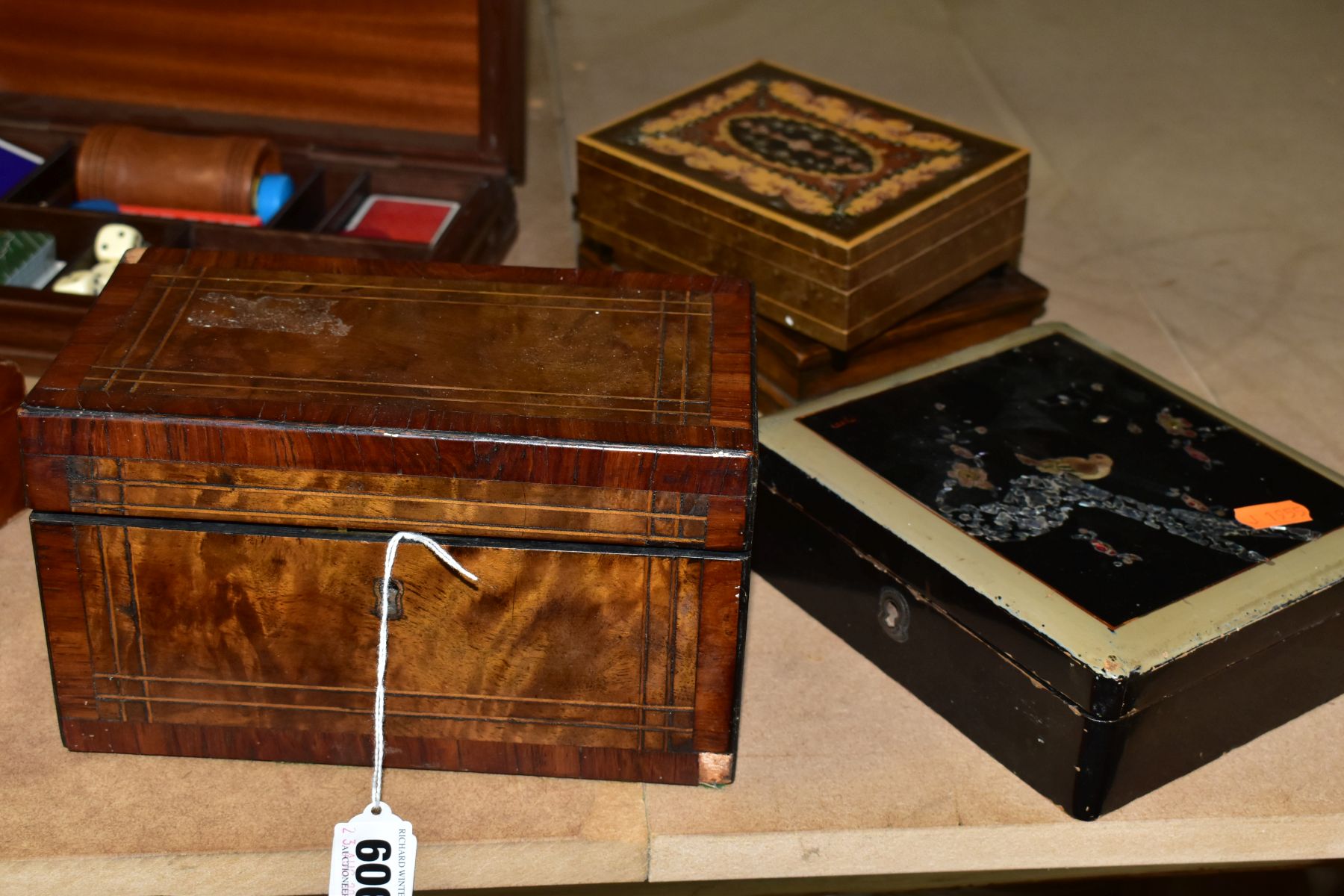 VARIOUS WOODEN ITEMS, GAMES COMPENDIUM, MARBLES etc, to include a tea caddy (cracked and missing - Image 2 of 11