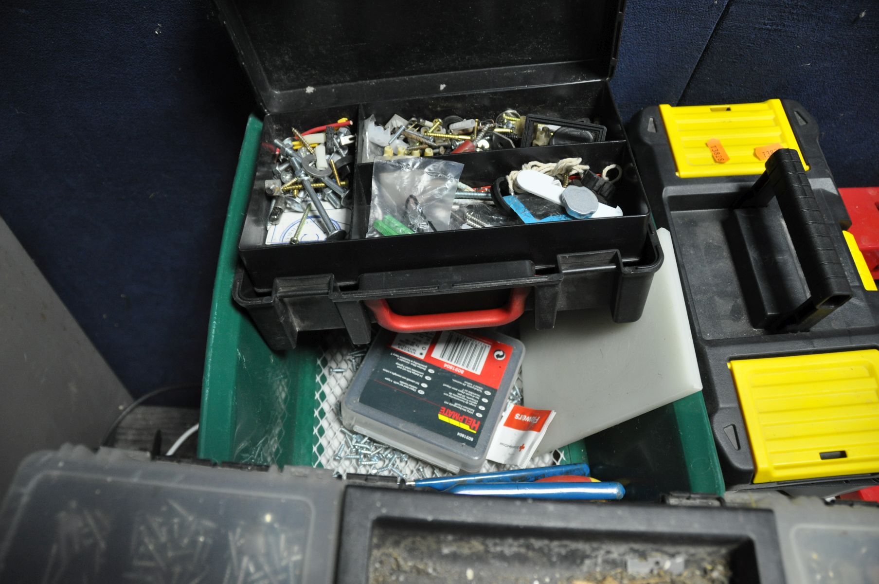 A COLLECTION OF HAND TOOLS in two plastic, one metal toolbox and four plastic trays including a - Image 5 of 13