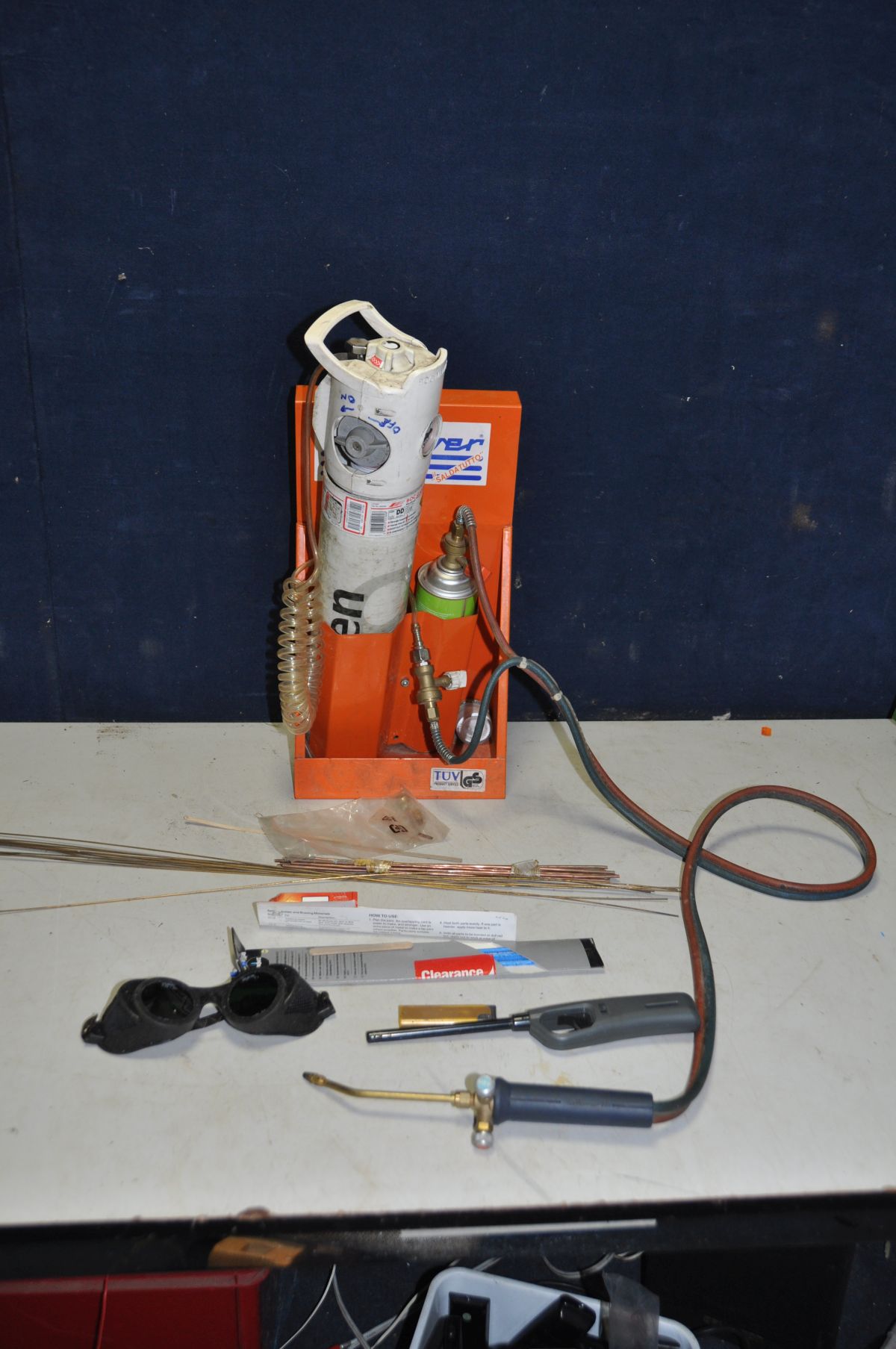 A WALKOVER 555 MINI BRAZING TORCH with hanging wall stand, a medical Oxygen bottle, and a Butane