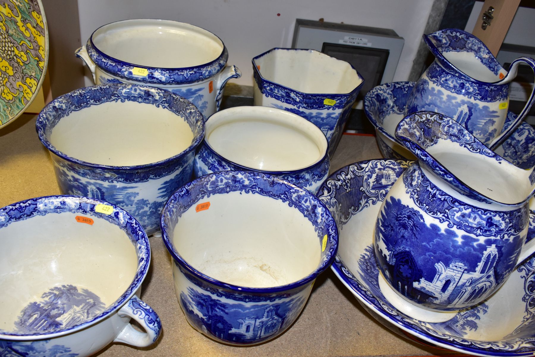 TWELVE PIECES OF 'ABBEY 1790' POTTERY BY GEORGE JONES & SONS, comprising two wash bowls and jug - Image 4 of 8