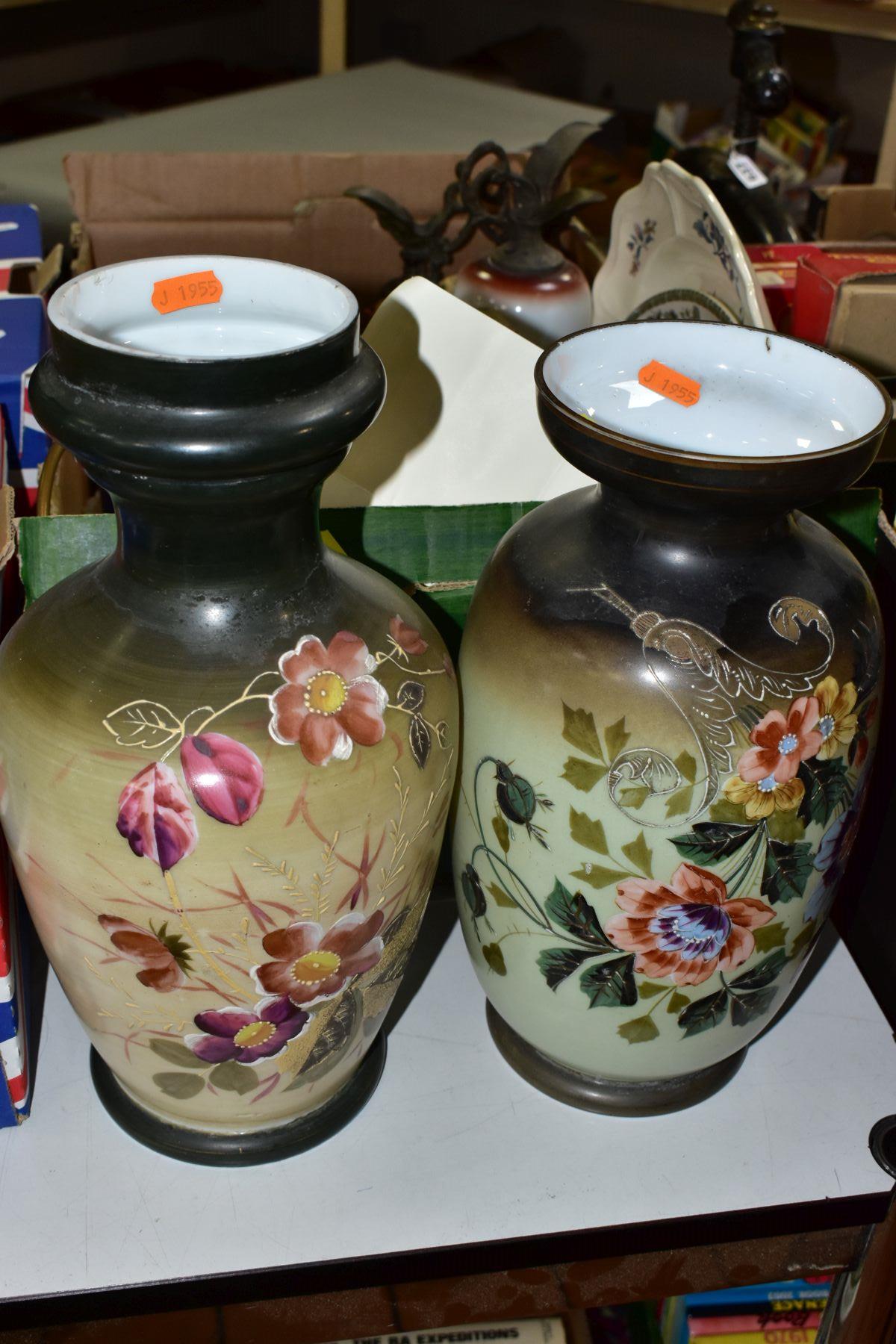 A BOX AND LOOSE CERAMICS AND GLASSWARE, to include two large opaline glass vases, painted floral and - Image 4 of 4