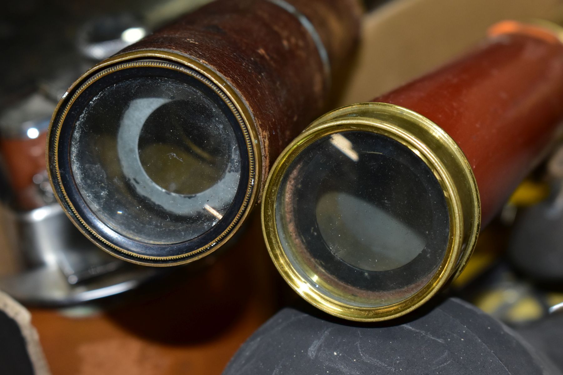 A DOLLAND BRASS THREE DRAWER WOODEN CASED TELESCOPE, damage and wear to wooden casing, an unmarked - Image 8 of 8