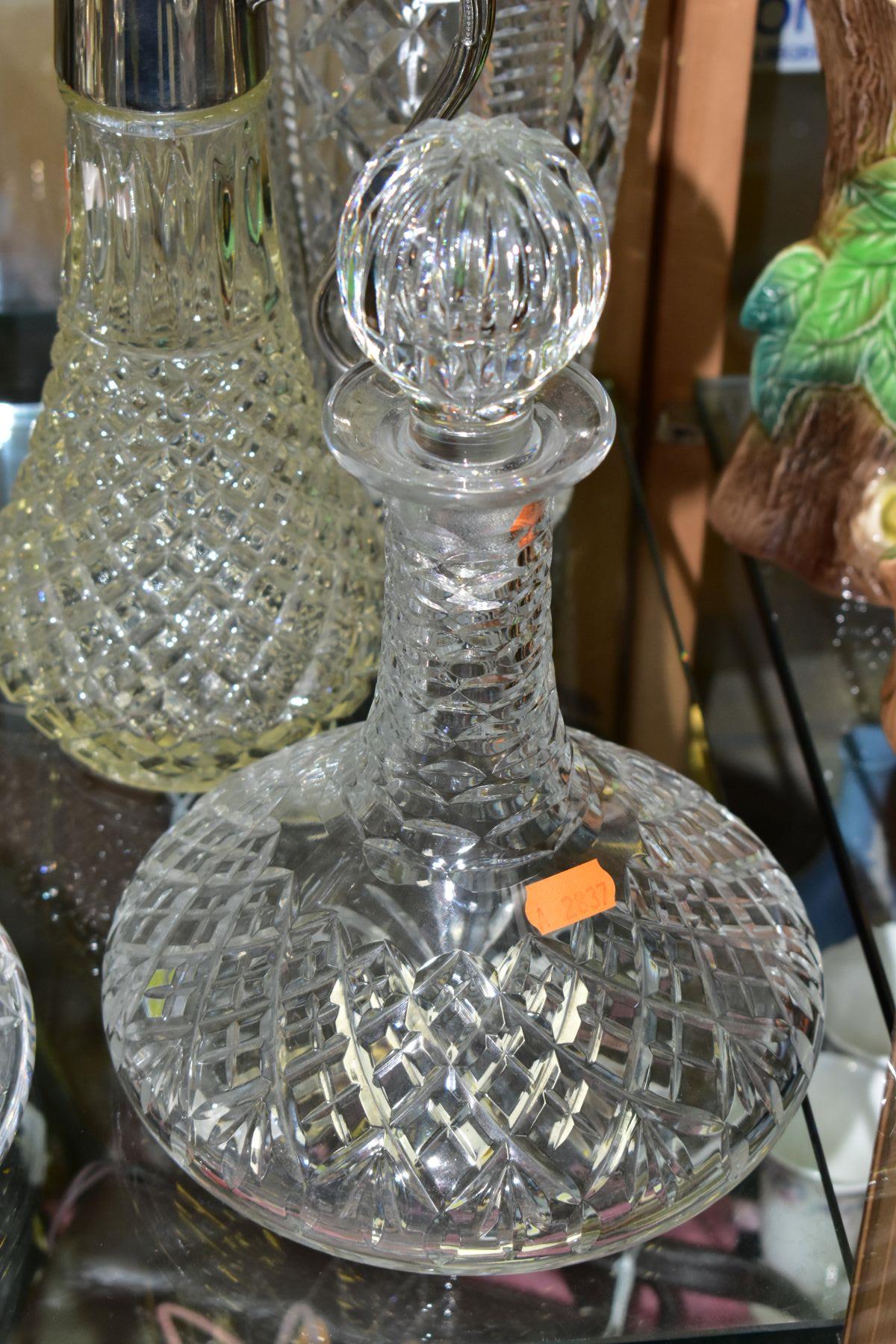SIX PIECES OF GLASSWARE, comprising a pair of decanters with 'Cristal de France' label and stoppers, - Image 5 of 7