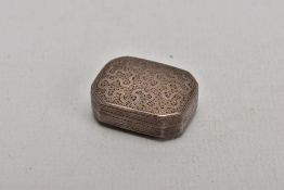 A GEORGIAN SILVER VINAIGRETTE, of rectangular outline with canted corners, engraved to the lid