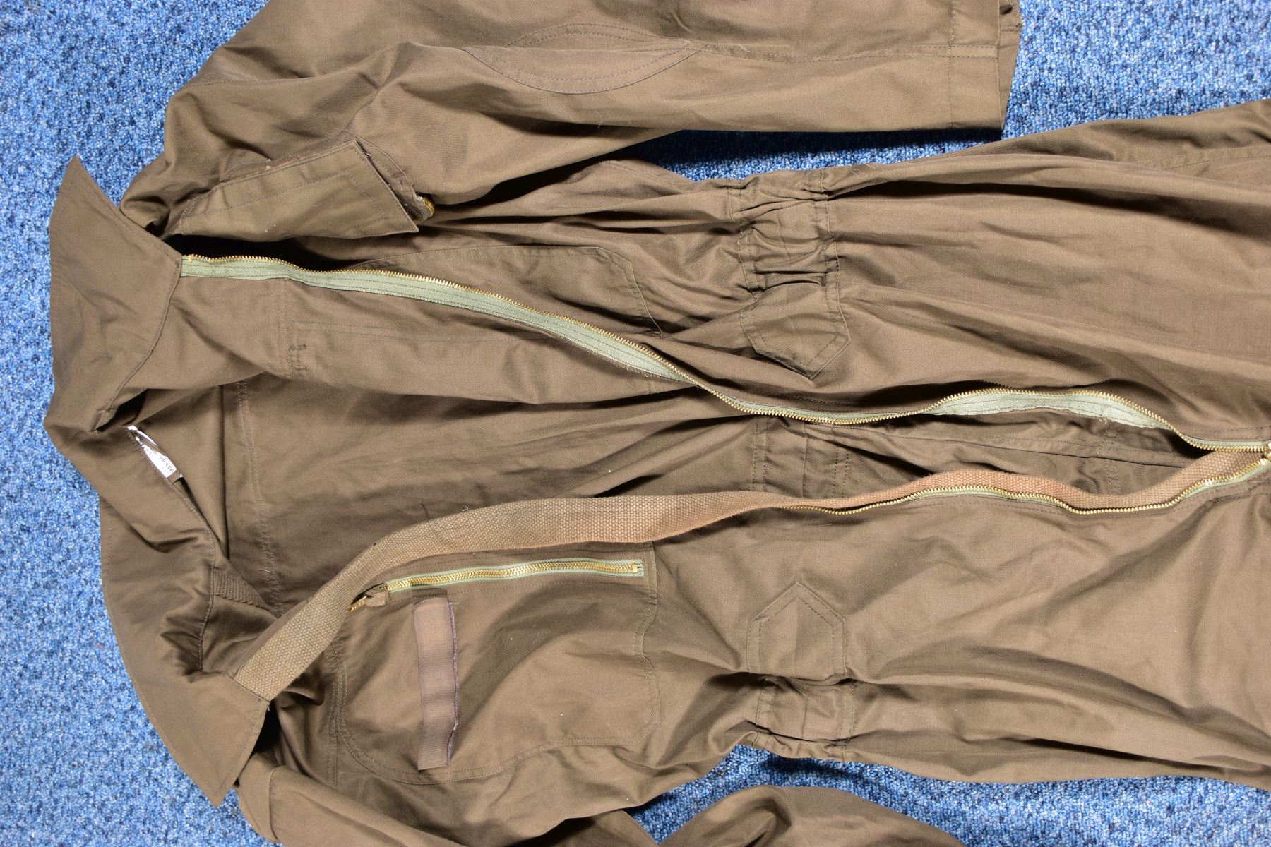 A BOX CONTAINING A MILITARY BIVOUAC TENT with metal pegs, a Military Aviators suit, camo item ( - Image 2 of 4