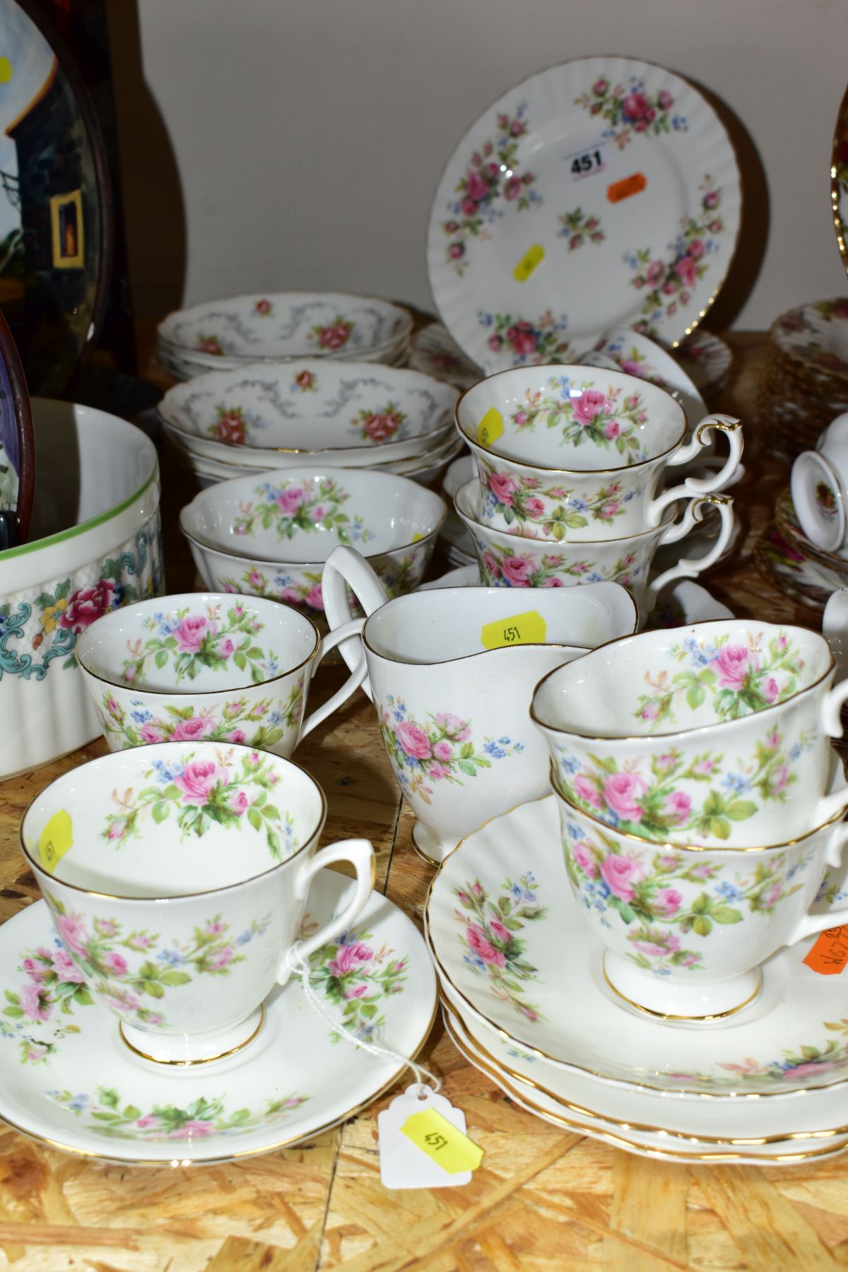THIRTY FOUR PIECES OF ROYAL ALBERT 'MOSS ROSE' AND 'TRANQUILITY' comprising six 'Tranquility'