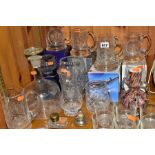A GROUP OF GLASSWARES, to include five boxed Dartington commemorative tankards, an etched