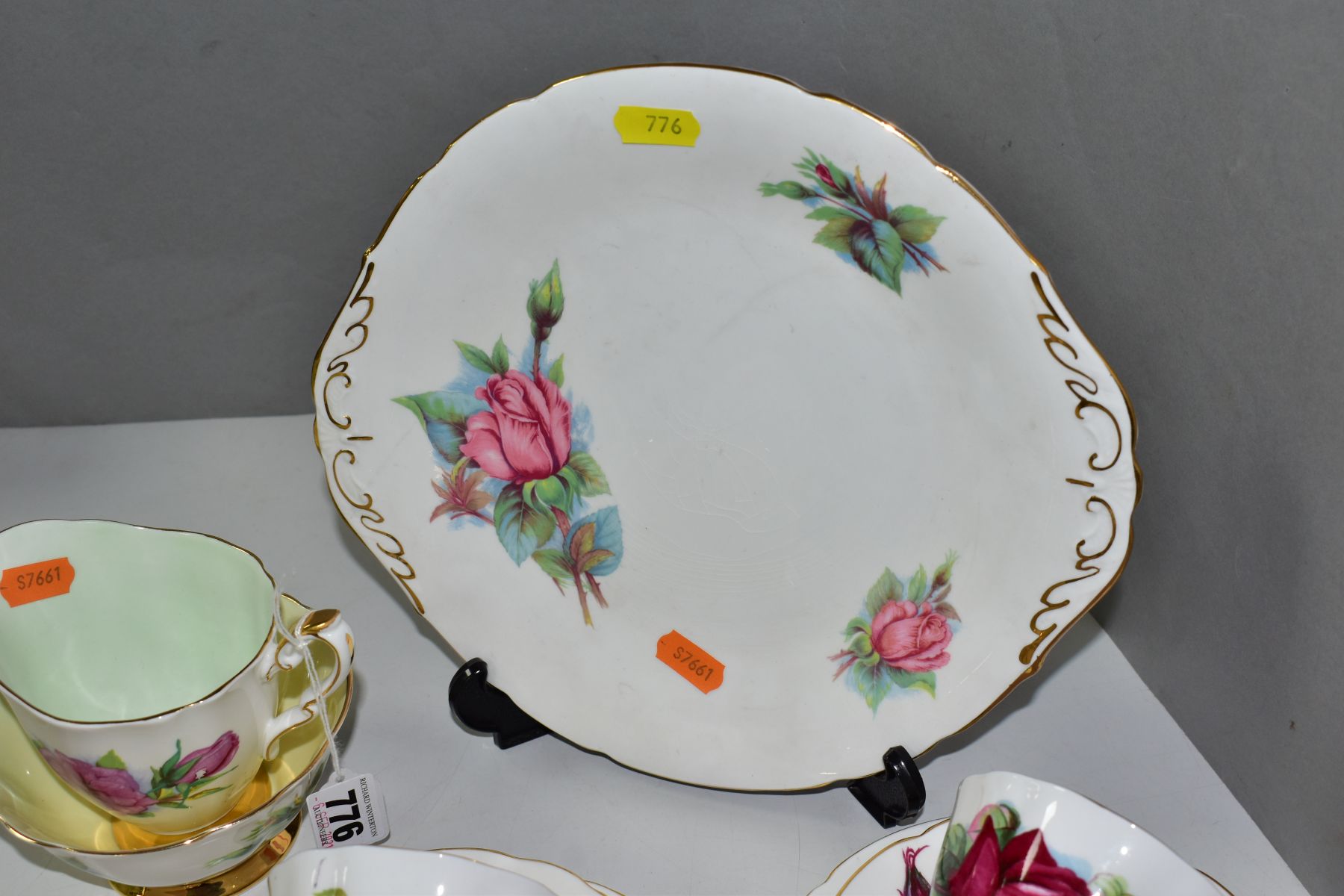 TWENTY PIECE HARLEQUIN SET OF PARAGON 'SIX WORLD FAMOUS ROSES', comprising a cake plate, sugar bowl, - Image 3 of 3