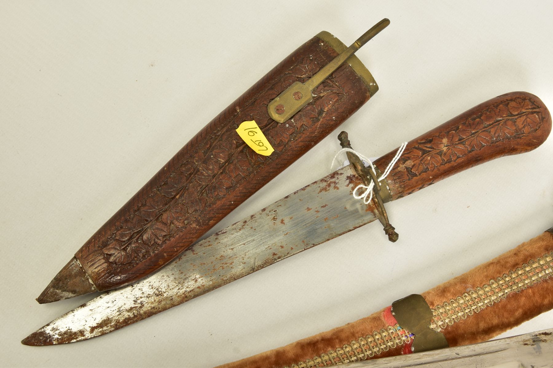 TWO EXAMPLES OF INDIAN SUB-CONTINENT TOURIST PIECE DAGGERS, both marked India, both with scabbards - Image 4 of 8