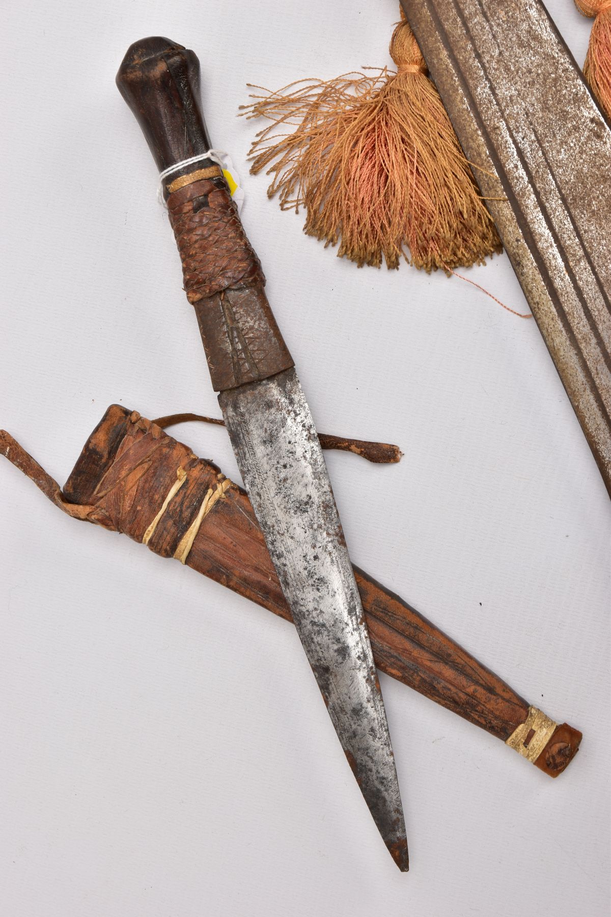 FIVE ASSORTED BLADED WEAPONS, two small short swords, curved blades, poorly constructed, knots in - Image 8 of 14