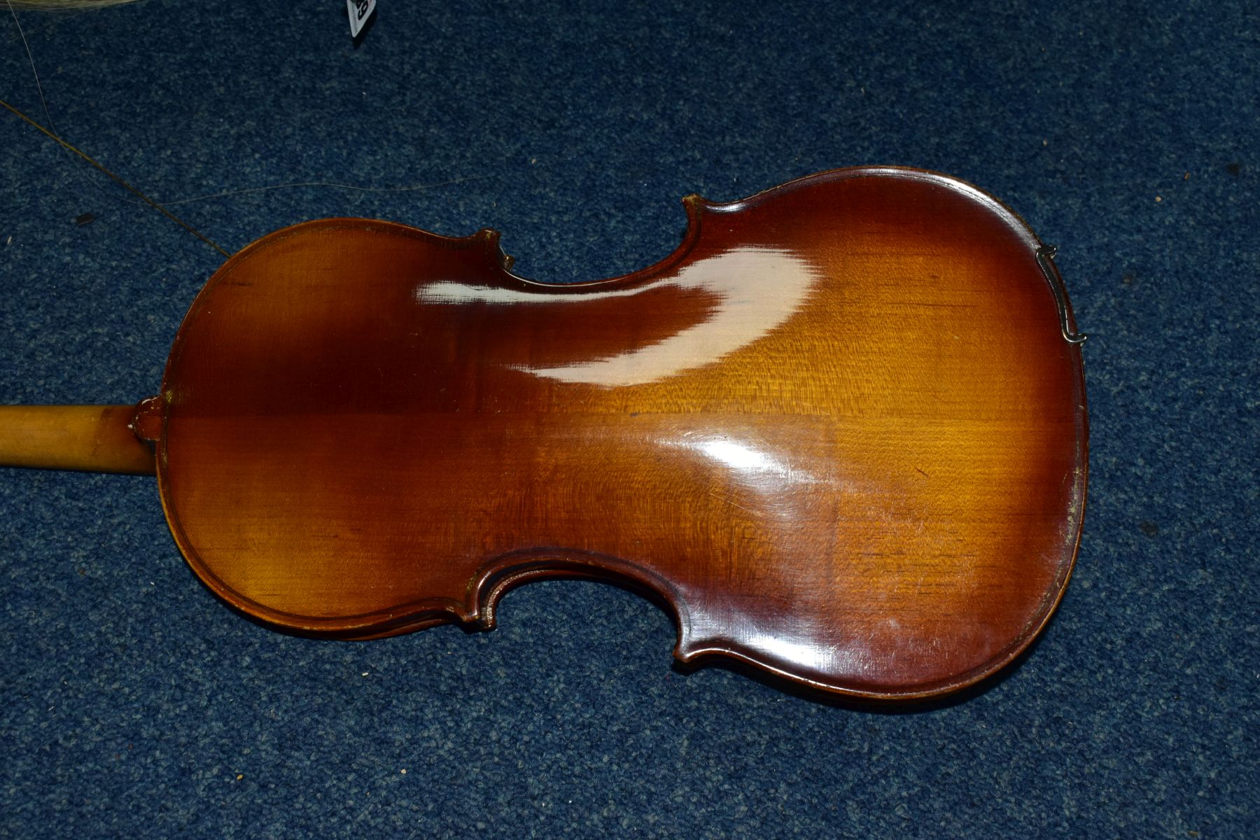 A CASED CHINESE SKYLARK BRAND VIOLIN, two piece back, overall length 59cm, length of back - Image 4 of 6