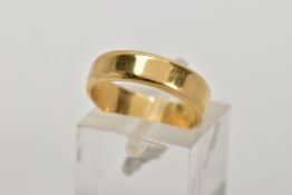 AN 18CT GOLD WIDE WEDDING BAND, plain polished design, approximate width 4.9mm, hallmarked 18ct gold