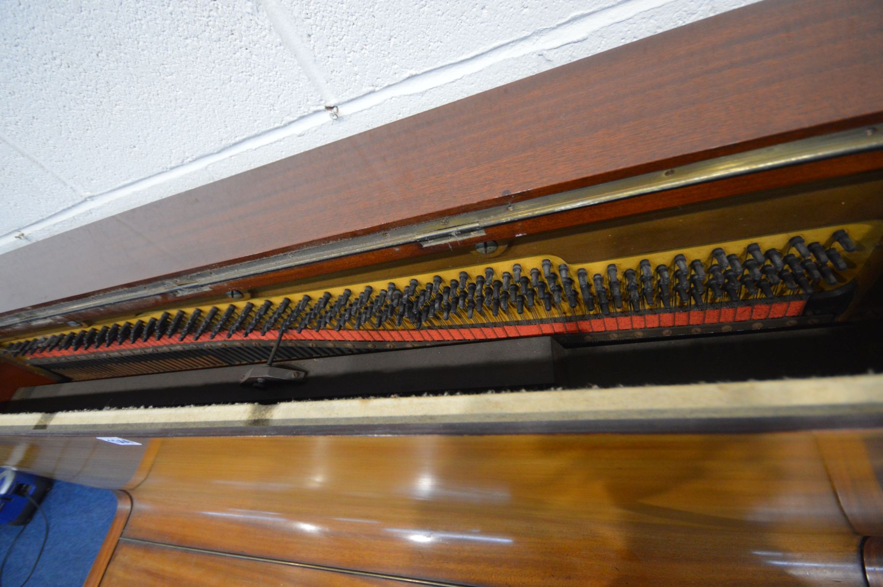 A BELL TONE MAHOGANY UPRIGHT PIANO, straight strung, width 137cm (condition - out of tune from mid - Bild 3 aus 4