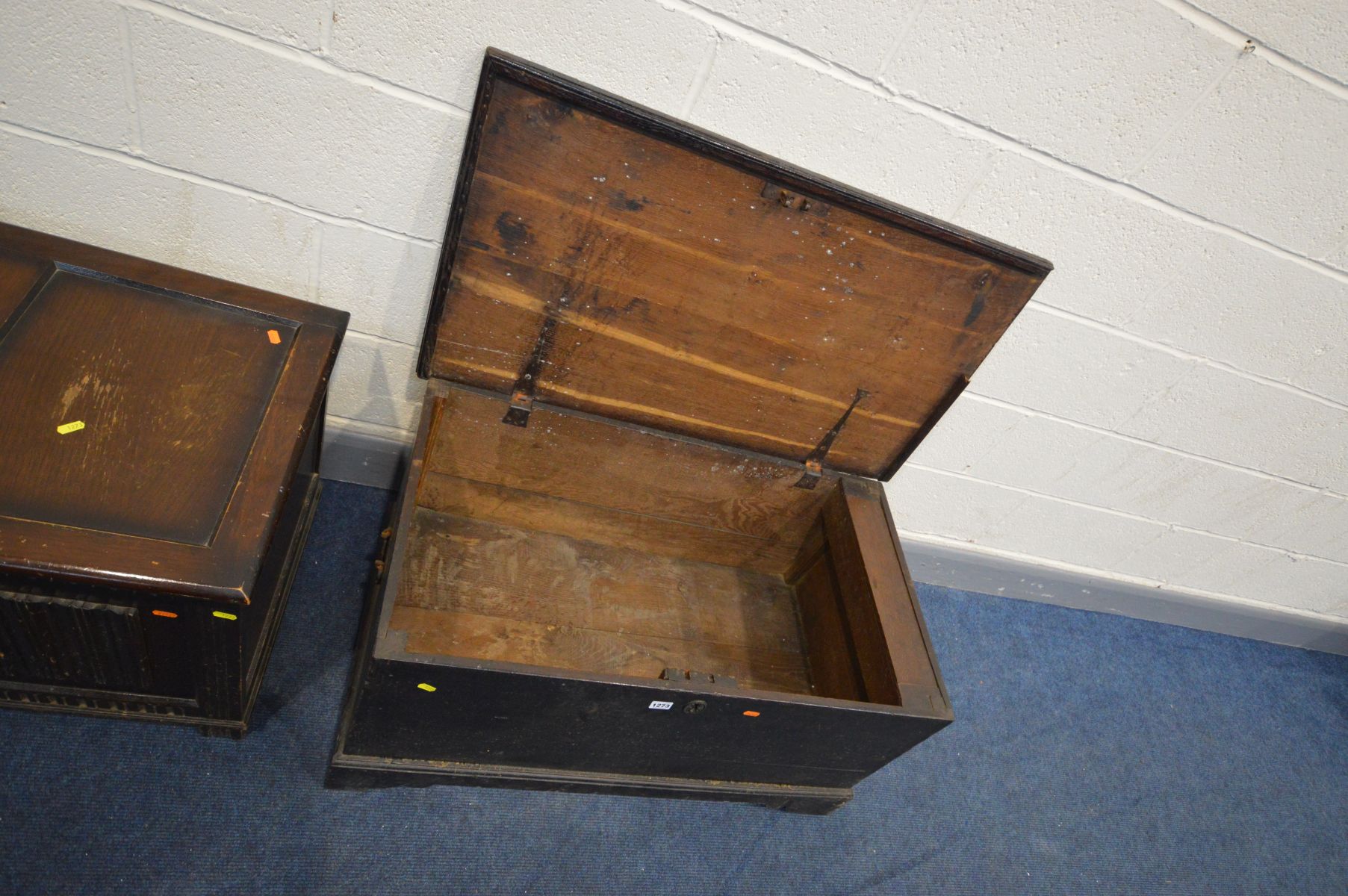 A GEORIGAN STAINED OAK BLANKET CHEST, width 94cm x depth 53cm x height 47cm (condition - replacement - Image 2 of 4