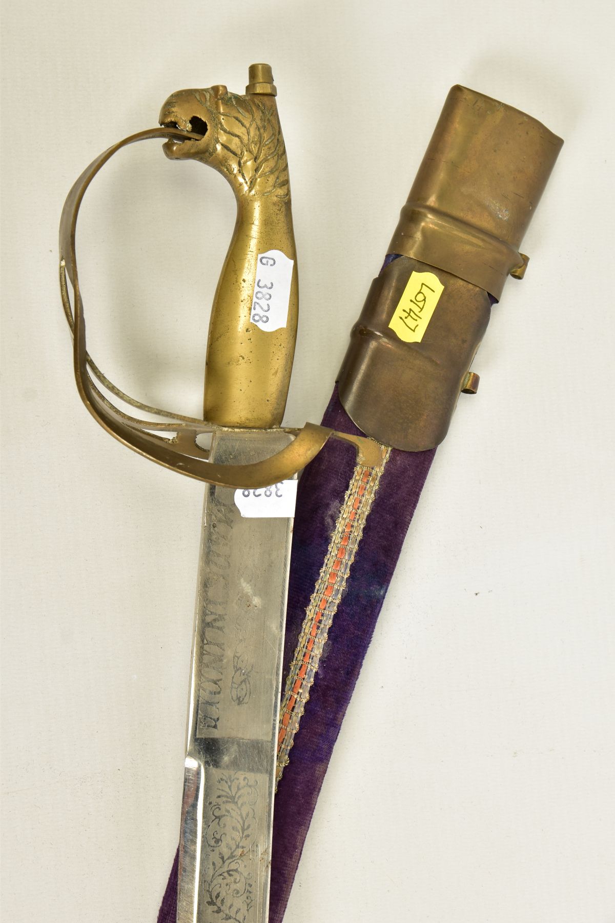 AN INDIAN MADE CURVED SWORD, in a wooden scabbard trimmed with purple coloured velvet style cloth - Image 12 of 12
