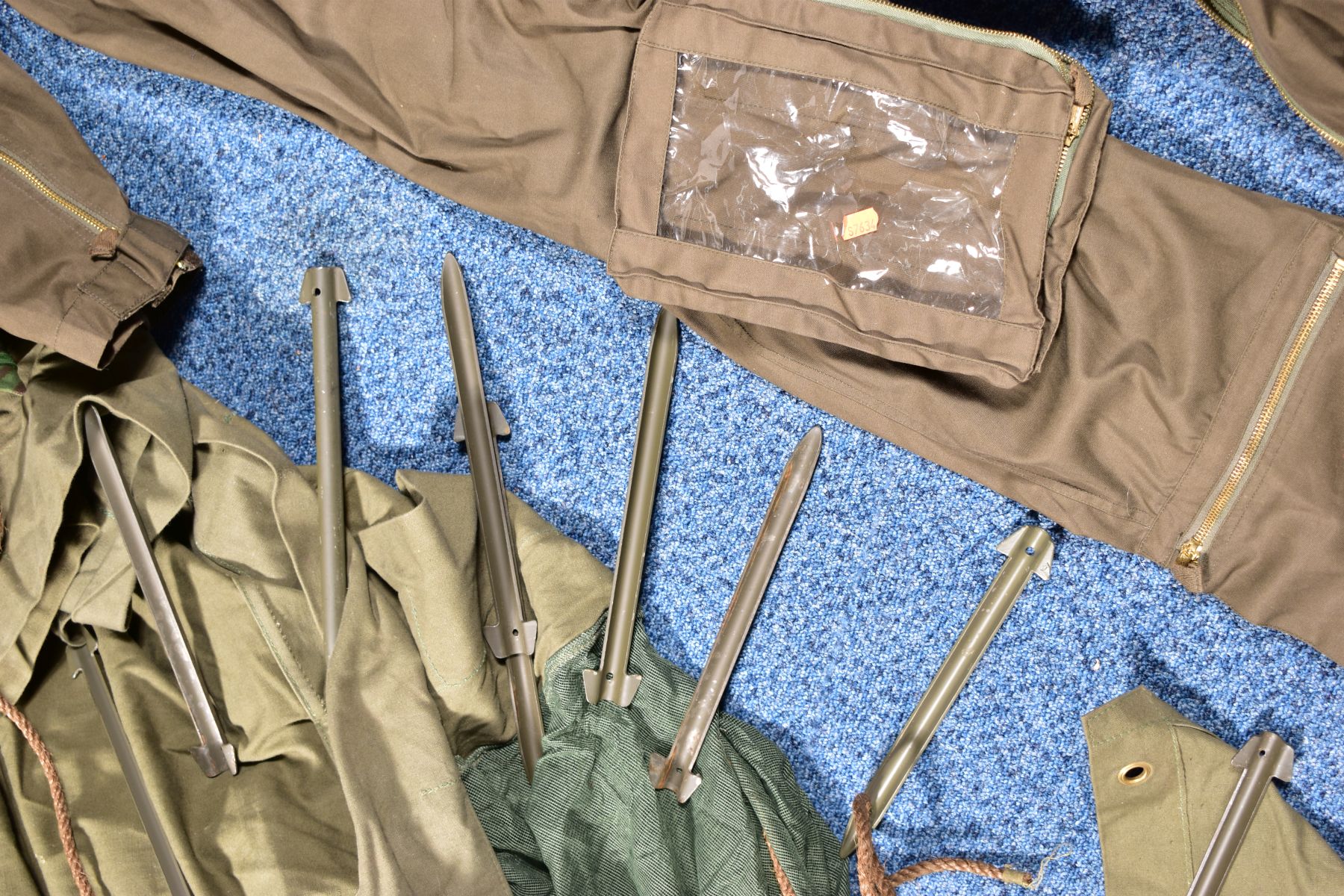 A BOX CONTAINING A MILITARY BIVOUAC TENT with metal pegs, a Military Aviators suit, camo item ( - Image 3 of 4